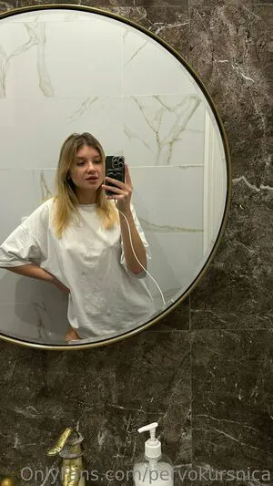 Pervokursnica OnlyFans Leaked Free Thumbnail Picture - #4XxMdBZuwi
