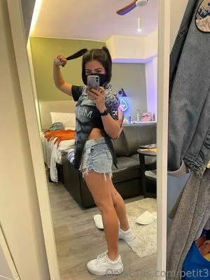 Petit3 OnlyFans Leaked Free Thumbnail Picture - #fkPMIz8Dnj