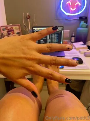 Petit3 OnlyFans Leaked Free Thumbnail Picture - #hfNddf5YrU