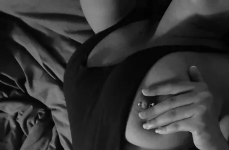 petit__model OnlyFans Leaked Free Thumbnail Picture - #dmMZTRjsK9