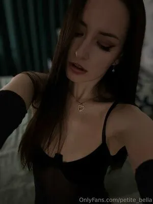 Petite Bella OnlyFans Leaked Free Thumbnail Picture - #N9GXRPPUkk