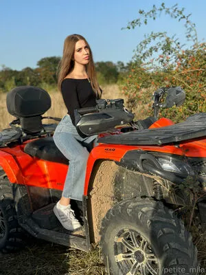 Petite Mila OnlyFans Leaked Free Thumbnail Picture - #FYmyjgkeHI