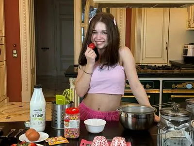 Petite Olya Vip OnlyFans Leaked Free Thumbnail Picture - #Ddx9vDCZaI