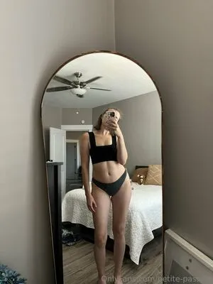 Petite Passi0n OnlyFans Leaked Free Thumbnail Picture - #O3FvCl0XPn