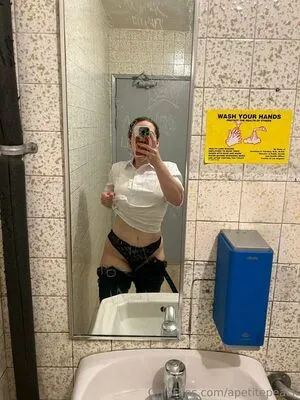 Petite Peach OnlyFans Leaked Free Thumbnail Picture - #gl3oPWbQlJ