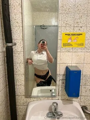 Petite Peach OnlyFans Leaked Free Thumbnail Picture - #gx1OInSsg9
