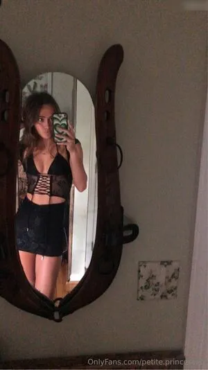 Petite Princessxo OnlyFans Leaked Free Thumbnail Picture - #zO3YmfOIXV