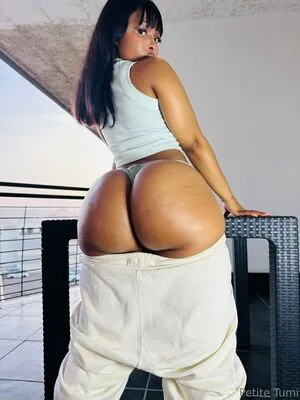 Petite Tumi OnlyFans Leaked Free Thumbnail Picture - #xfDtvH3mhd