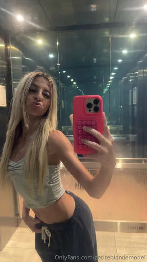 Petiteblondemodel OnlyFans Leaked Free Thumbnail Picture - #6BQXehsteX