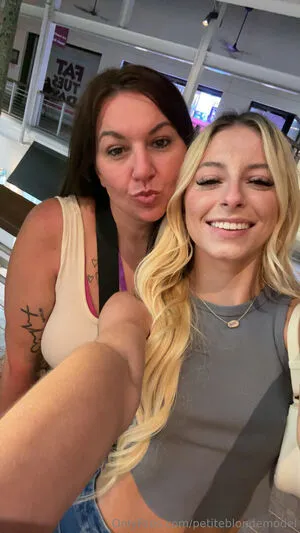 Petiteblondemodel OnlyFans Leaked Free Thumbnail Picture - #HUa86hdE2R