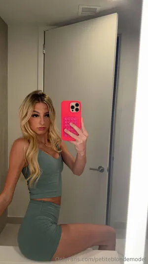 Petiteblondemodel OnlyFans Leaked Free Thumbnail Picture - #O2sYtrW8RU