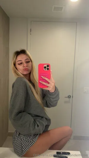 Petiteblondemodel OnlyFans Leaked Free Thumbnail Picture - #zjZlhKHm6x