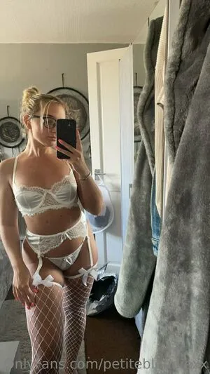 Petiteblondiexx OnlyFans Leaked Free Thumbnail Picture - #2fSz8XrjvG