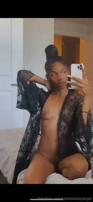 Petiteebonyangel OnlyFans Leaked Free Thumbnail Picture - #EXrBFLXpNb
