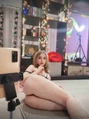 Petitefeline OnlyFans Leaked Free Thumbnail Picture - #5N2elOeFYJ