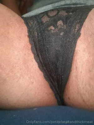 Petitefreakandthickmeat OnlyFans Leaked Free Thumbnail Picture - #kV7JGFN9e3