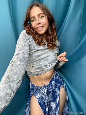Petitenikole OnlyFans Leaked Free Thumbnail Picture - #p7GzqJfM0U
