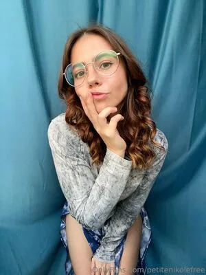 Petitenikolefree OnlyFans Leaked Free Thumbnail Picture - #jbTi9DVRVy