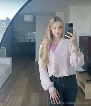 Petiterose19 OnlyFans Leaked Free Thumbnail Picture - #kB88dS603k