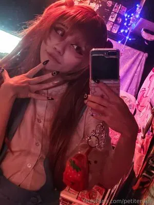 Petiteroxie OnlyFans Leaked Free Thumbnail Picture - #9obz1aEwKA