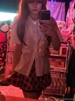 Petiteroxie OnlyFans Leaked Free Thumbnail Picture - #BngkwbHcgm