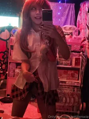 Petiteroxie OnlyFans Leaked Free Thumbnail Picture - #awvWVhanbG