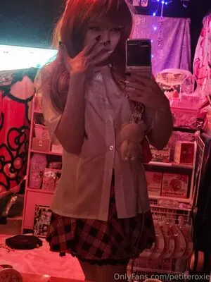 Petiteroxie OnlyFans Leaked Free Thumbnail Picture - #pMbzGNIMgm