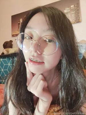 Petitesaki OnlyFans Leaked Free Thumbnail Picture - #GiWwwfcNBH