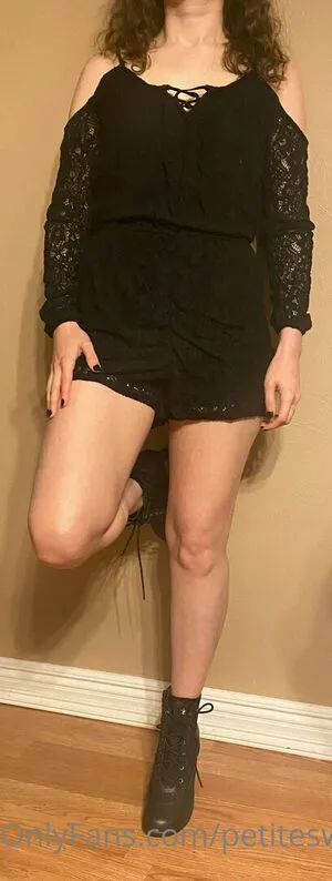 Petitesweettreatx OnlyFans Leaked Free Thumbnail Picture - #4Lp0J8Bi9L