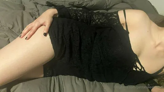 Petitesweettreatx OnlyFans Leaked Free Thumbnail Picture - #ZdN4QM1Kqg