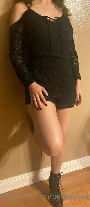 Petitesweettreatx OnlyFans Leaked Free Thumbnail Picture - #g6l5hnWs2w