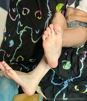 Petitesweettreatx OnlyFans Leaked Free Thumbnail Picture - #lCNLwzfMpR