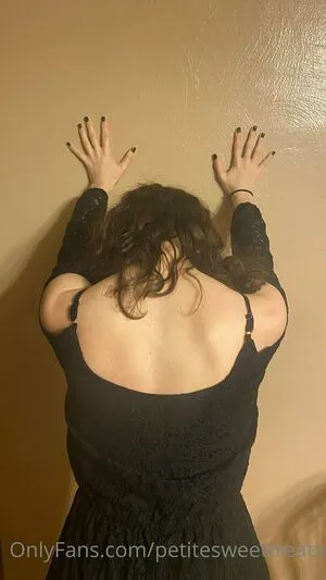 Petitesweettreatx OnlyFans Leaked Free Thumbnail Picture - #tjFk3CyYG1