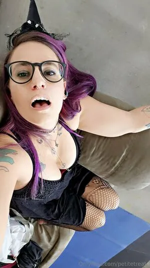 Petitetreat OnlyFans Leaked Free Thumbnail Picture - #UlrfnYLpQA