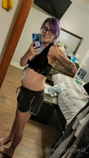 Petitetreat OnlyFans Leaked Free Thumbnail Picture - #XypC8WS4kF