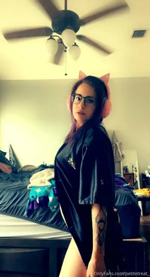 Petitetreat OnlyFans Leaked Free Thumbnail Picture - #fKTxWjslin
