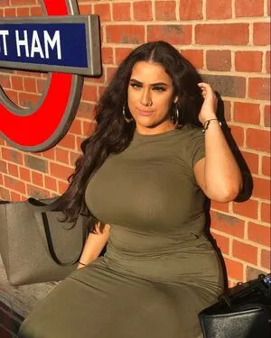 Pettiana Cypriotmami OnlyFans Leaked Free Thumbnail Picture - #4vMGXsrcNA
