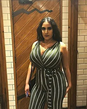 Pettiana Cypriotmami OnlyFans Leaked Free Thumbnail Picture - #SQiva51lpJ
