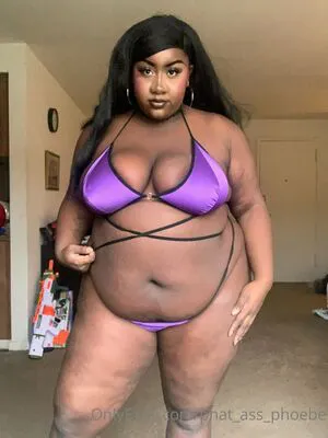 Phat Ass Phoebe OnlyFans Leaked Free Thumbnail Picture - #42OF8s4GIR