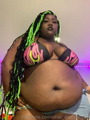 Phat Ass Phoebe OnlyFans Leaked Free Thumbnail Picture - #51iRfl61Wb