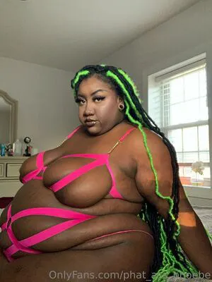 Phat Ass Phoebe OnlyFans Leaked Free Thumbnail Picture - #9QoHVBUOf0