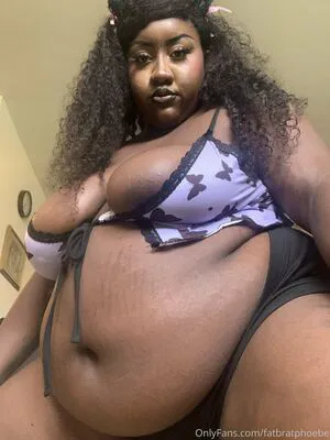 Phat Ass Phoebe OnlyFans Leaked Free Thumbnail Picture - #BbgER22MY2