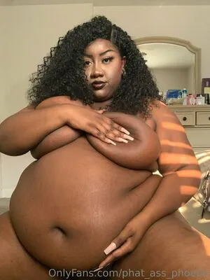 Phat Ass Phoebe OnlyFans Leaked Free Thumbnail Picture - #CKJeUBFfUT