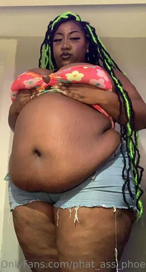 Phat Ass Phoebe OnlyFans Leaked Free Thumbnail Picture - #KXtrOlVRVP