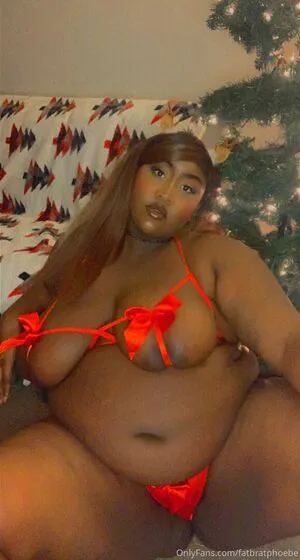 Phat Ass Phoebe OnlyFans Leaked Free Thumbnail Picture - #KclrA5OoWg