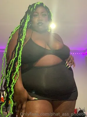 Phat Ass Phoebe OnlyFans Leaked Free Thumbnail Picture - #X8ePjioceT