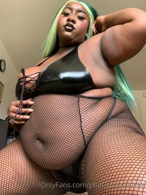 Phat Ass Phoebe OnlyFans Leaked Free Thumbnail Picture - #ZYxiNUXqGQ