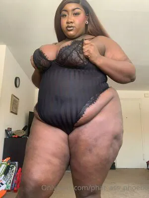 Phat Ass Phoebe OnlyFans Leaked Free Thumbnail Picture - #a1kRhnEcyl