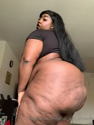 Phat Ass Phoebe OnlyFans Leaked Free Thumbnail Picture - #cdLj0tlqxp