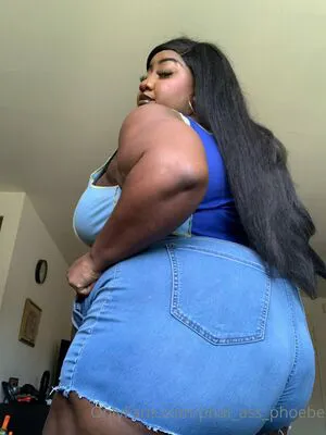 Phat Ass Phoebe OnlyFans Leaked Free Thumbnail Picture - #dr2w1gFN6q